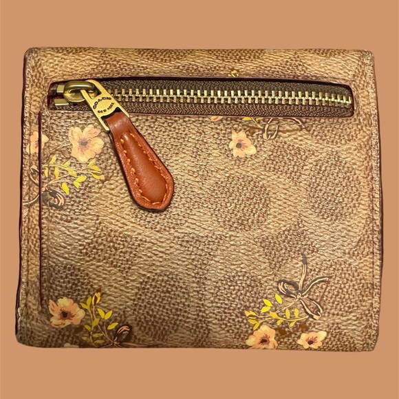 Rare COACH Signature Canvas Floral Compact Wallet - Picture 4 of 13